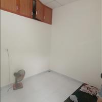 Phòng trọ nữ, mặt tiền, wc riêng