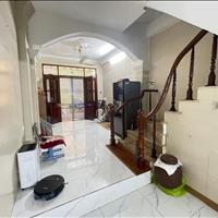 Thương 0799599986 về quê bán nhà Đ. An Dương Vương, Quận 5, 995 triệu, 65m2