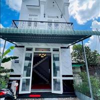 Nhà ngộp khách gửi trong tuần 64m2, Cầu Lớn- Hóc Môn 780tr