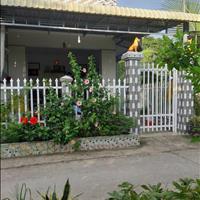 Bán nhà đường cặp kênh Ông Cò