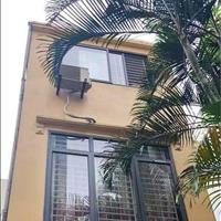 Tin được không ! p xuân la, 55m2, 3 tầng, dân xây, ô tô đỗ 15m, chỉ nhỉnh 4 tỷ.