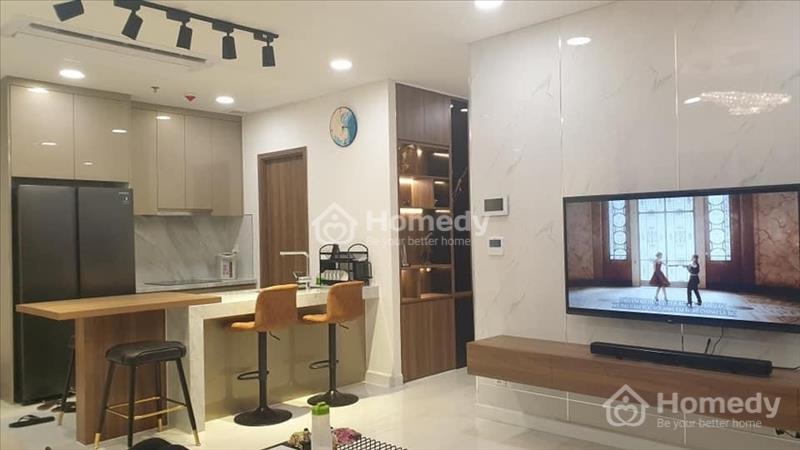 Kingdom 101 - cho thuê 2 phòng ngủ 2wc full nội thất căn số 5 block B ban công rộng - Ảnh 2