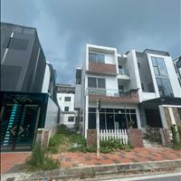 Biệt thự Song lập Hoa Viên_200m2_Sân rộng làm bể bơi được_Giá rẻ_LH: 0852236868