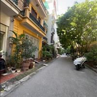 Bán nhà riêng phân lô Hoàng Quốc Việt,vỉa hè,ô tô tránh - Hà Nội giá 10.50 Tỷ