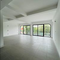 Cho thuê tại Long Biên 270m2 (giá 13tr), 135m2 (giá 7tr)
