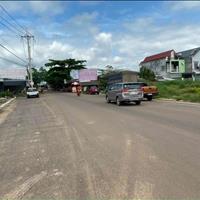 nhà em đang còn 1 lô đất sát suối cần bán nhanh