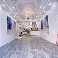 Cần bán gấp căn hẻm Nguyễn Chí Thanh - Quận 5 DT 125m2, SHR 2 tỷ 790