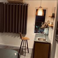 Cho thuê căn hộ dịch vụ quận Quận 1 - decor xinh xắn, ban công chill
