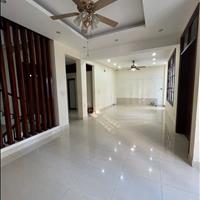 Cho thuê văn phòng Vạn Phúc Hà Đông , dt 100 m2 gồm 3 phòng làm việc
