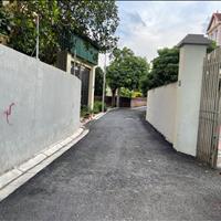 Bán 40m2 lô góc có sẵn nhà cấp 4 Đông Dư, Gia Lâm 
