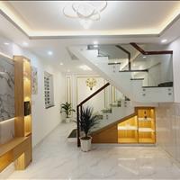 Lh Vương 0799218176 Kẹt nợ bán gấp nhà đường Lý Thái Tổ, Q10 gần chợ, 63m2/ 880tr SHR