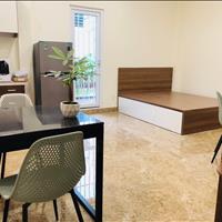 Cho thuê phòng ban công 32m2 căn hộ dịch vụ studio - full nội thất cao cấp Khánh Hội Quận 4 