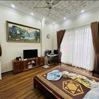 Bán Nhà Đẹp Ngõ 421 Hoàng Quốc Việt 48m2, 5 Tầng, 4,5m Phân Lô Oto, Gần Phố, Thông 
