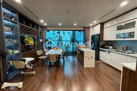 Cần bán căn góc 134,6m2 giá 42,5 triệu/m2 CC cao cấp vị trí đường Lê Văn Thiêm. Full nội thất