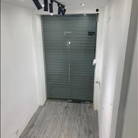Chính chủ cho thuê nhà mặt phố 4 tầng, lát sàn gỗ mới sửa Minh Khai, Hai Bà Trưng 11.000.000/tháng 