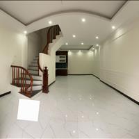 Bán nhà riêng Vân Canh Hoài Đức 42m2*4T. Nhà xây độc lập. 30m đến chợ Vân Canh. Ôtô đỗ cửa