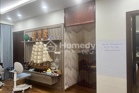 Bán gấp căn hộ 3PN, 2WC tầng trung, full đồ, có slot oto chung cư Vinata Tower Khuất Duy Tiến