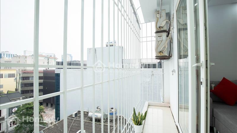 Tòa nhà Sumitomo cho thuê căn hộ dịch vụ 2 ngủ -90m2 có ban công  phố Đào Tấn - Ảnh 5