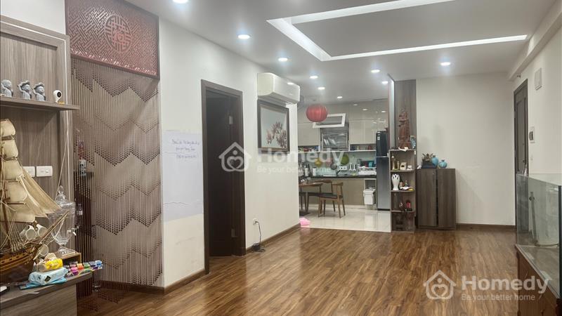 Bán gấp căn hộ 3PN, 2WC tầng trung, full đồ, có slot oto chung cư Vinata Tower Khuất Duy Tiến - Ảnh 2