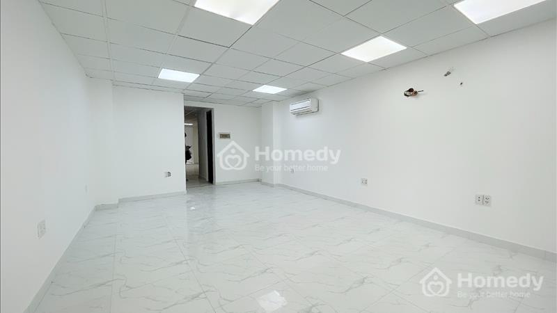 Sàn 45m2 trống suốt giá chỉ 12tr ngay Trần Quang Diệu, Quận 3 - Ảnh 2