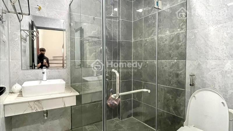 Cần bán gấp: nhà đẹp đón tết Thịnh Quang - Đống Đa; 38m2, 5 tầng, giá 4 tỷ 288 triệu, nội thất mới - Ảnh 4