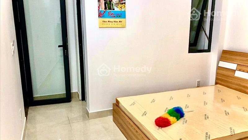 Studio 4 cửa sổ thoáng mát, Giường to, thuận tiện đi lại giữa các quận - Ảnh 2