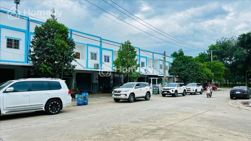 Bán nhà phố thương mại shophouse Thị xã Bến Cát - Bình Dương giá 1.90 Tỷ - Ảnh 3