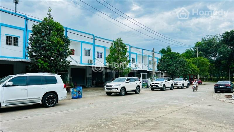 Bán nhà phố thương mại shophouse Thị xã Bến Cát - Bình Dương giá 1.90 Tỷ - Ảnh 2