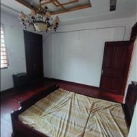 Cho thuê nhà mặt phố làm CHDV, Homestay, Văn Phòng, có 6pn cải tạo được 8pn+1mbkd, vị trí đẹp