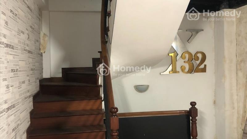  Bán nhà mặt phố có sổ đỏ Kim Mã có hầm để xe riêng - Ảnh 1