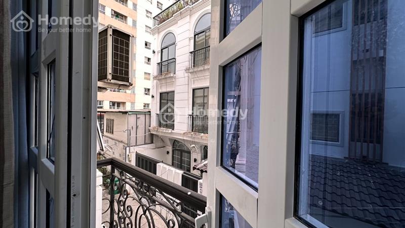 Cho thuê căn hộ mini full nội thất, ban công ngay Hàng Xanh - Ảnh 3