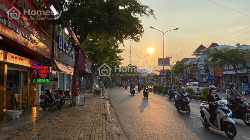 Cho thuê mặt bằng ngang 11m ngay ngã ba Nam Sanh - Ảnh 2