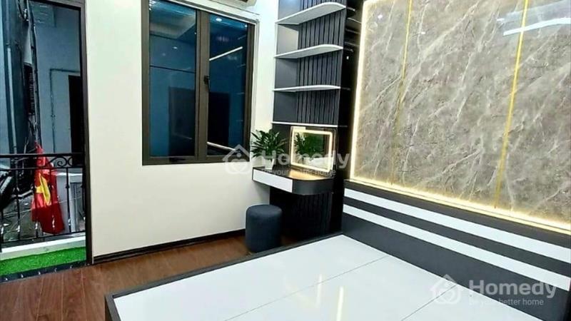Nhà mới đón Tết, trên 4 tỷ nhà 35m2 sát mặt Phố, gần chợ , tiện ích - Ảnh 6