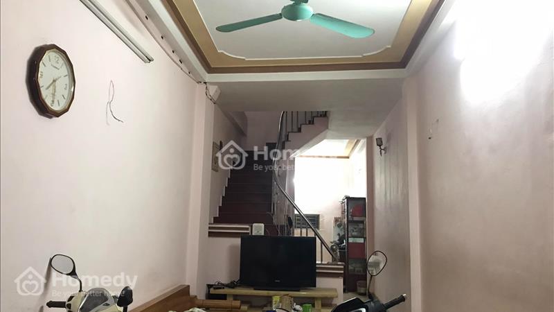 Nhà đẹp ở ngay – Cạnh chợ, gần tô tô. 40m2 chỉ 3,1 tỷ còn thương lượng mạnh - Ảnh 1