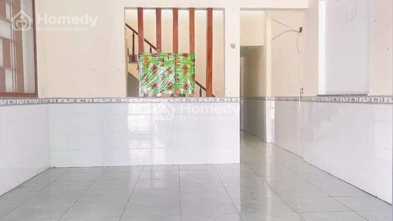 Nhà phường An Bình gần trường chính trị , dt 90m2 giá 2 tỉ 450 triệu - Ảnh 1