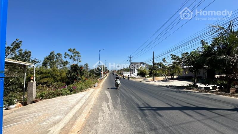 Bán 6 x 22 đất MT Lê Thánh Tôn, Thị xã LaGi giá rẻ nhất 1.8 tỷ/ Sổ hồng riêng - Ảnh 5
