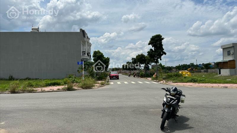 Đất ngộp ngay trung tâm Thành Phố Bến Cát , 810 triệu / 100m2 - Ảnh 2