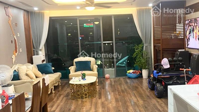 Bán gấp căn 134,6m2 CC cao cấp The Legacy số 10 Lê Văn Thiêm giá 6,x tỷ. Full đồ - Ảnh 1
