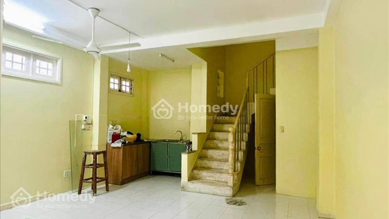 HOT, Bán nhà Đoàn Thị Điểm - HXHtận cửa - Ngang 4.7M - 4 Tầng BTCT chỉ 7 TỶ. - Ảnh 2