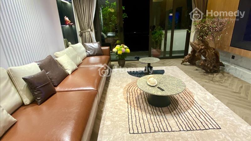 Trung tâm Ngọc Thụy 60m2 nhà lộng lẫy, thang máy, ô tô, lô góc - Ảnh 2