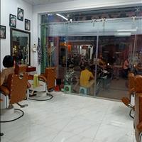 Cần bán gấp nhà khu mặt phố Lê Trọng Tấn 33m2 chỉ hơn 5 tỷ.