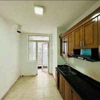 Thuê ngay căn hộ chung cư Chung Cư 170 Đê La Thành, 3 phòng ngủ, 150 m2 , giá 16 tr/tháng