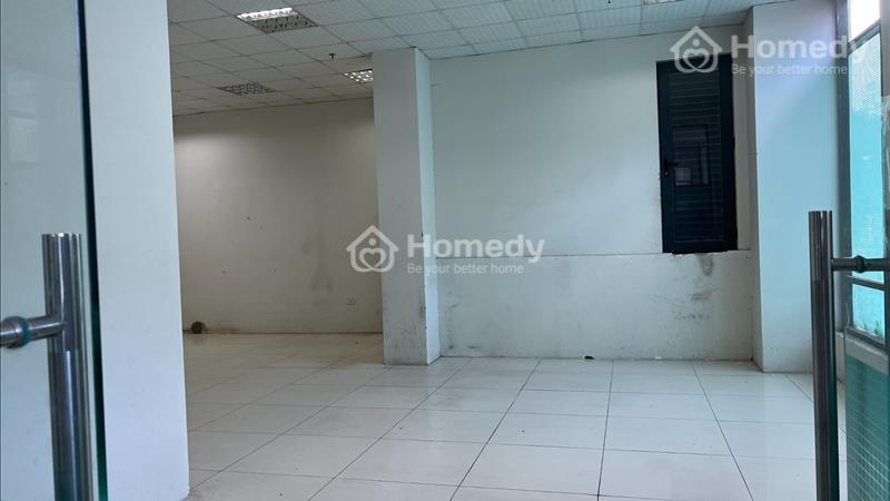 Cho thuê văn phòng mặt bằng Tầng 1 Khối đế - 70 m2- Riêng Biệt, vị trí gần Vinhomes green bay - Ảnh 1