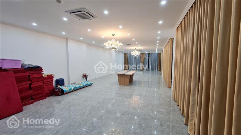 Bán nhà mặt phố Hoàng Hoa Thám Quận Ba Đình - Hà Nội 190m giá 29.60 Tỷ - Ảnh 2
