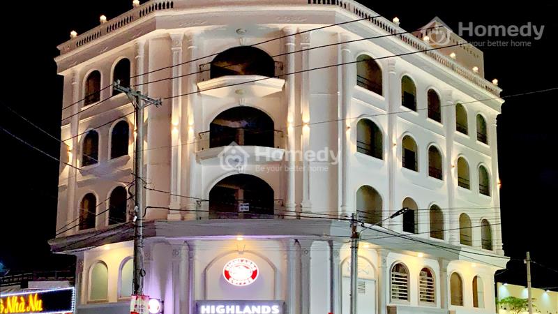 Tòa nhà 1200m2 tại TP Long Xuyên - An Giang (được Highlands Coffee thuê tầng 1 & 2) - Ảnh 2