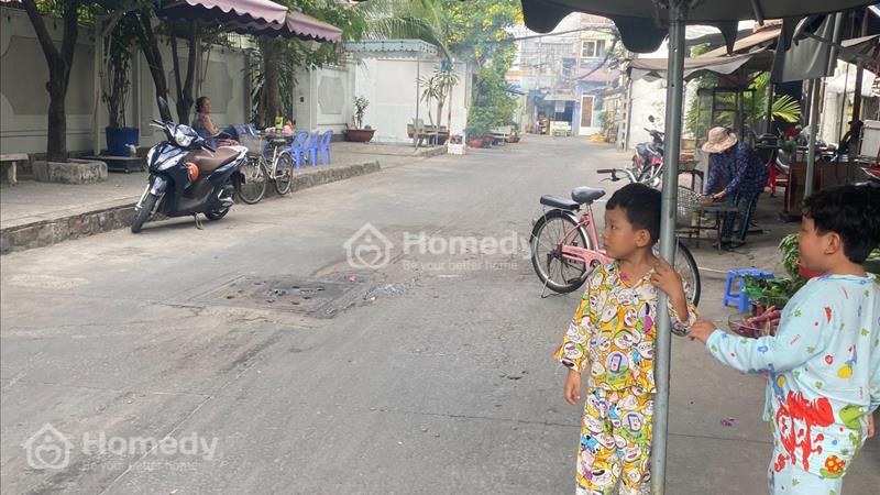 Bán nhà mặt tiền đường Đô Đốc Long-Q.Tân Phú DT:4.7x21 Giá: 9,3 tỷ 1trệt, 3lầu, 8Pn,  - Ảnh 2