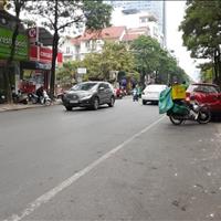Nhà  Lô Góc Tại  Đào  Tấn - Ô Tô Tránh  Nhau Thoải Mái - Full Nội  Thất.