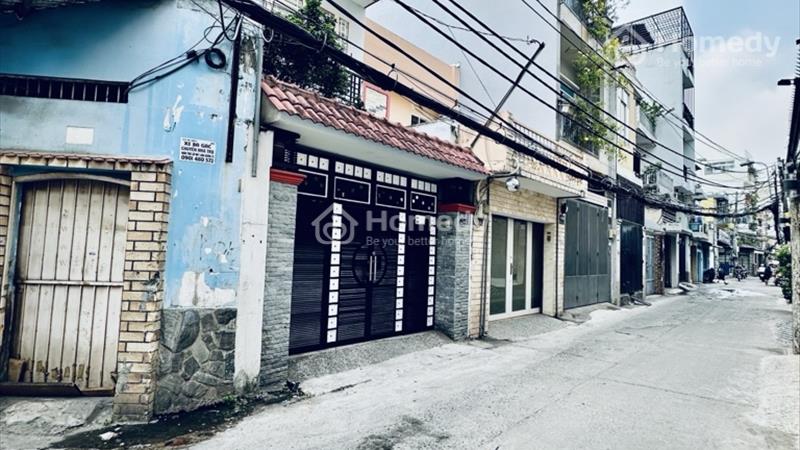 Nhà Hxh thông ngay Chợ Bà Chiểu 160m2 4 Tầng nở hậu. Đang cho thuê 30Tr - Ảnh 1