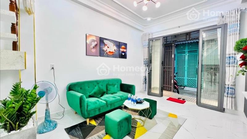 bán nhà 1T1L đường Bạch Vân - Q5, 63m2, sổ riêng , gần chợ, Hxh , Giá 915 Tr , Lh Bình 0705999523 - Ảnh 2