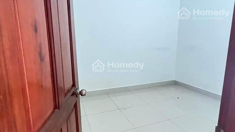 Bán nhà 1T1L đường Gò Ô Môi - Q7, 60m2, Shr , Hxh , Giá 1 Tỷ 080 triệu , Liên Hệ Bình 0705999523 - Ảnh 4